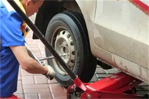 商南附近拖车24小时服务热线电话